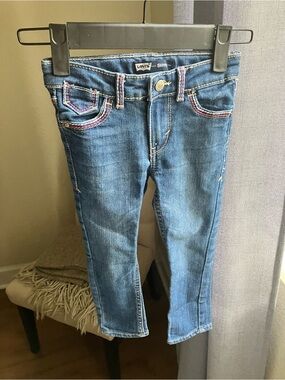 LEVI’S 🌸 pink embroidered jeans girls 2T